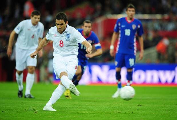 Frank Lampard of England scores the first goal from a penalty kick FIFA 2010 World Cup Qualifying England v Croatia 9th September, 2009 EDITORIAL USE ONLY. No use with unauthorised audio, video, data, fixture lists, club league logos or live services. Online in-match use limited to 120 images, no video emulation. No use in betting, games or single club league player publications.