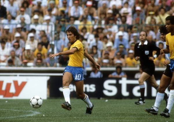 Zico (Brasilien) Fußball WM Herren WM 1982, Länderspiel, Nationalteam, Nationaltrikot Einzelbild Barcelona