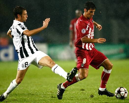 Yoann Gourcuff (Girondins de Bordeaux, R) - Claudio Marchisio (Juventus) 