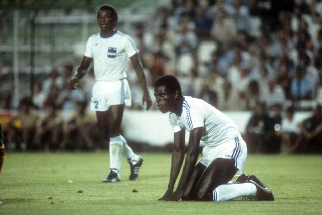 Allan Costly (re.) und Cesar Gutierrez (beide Honduras) Fußball WM Herren WM 1982, Länderspiel, Nationalteam, Nationaltrikot, Gruppe Valencia