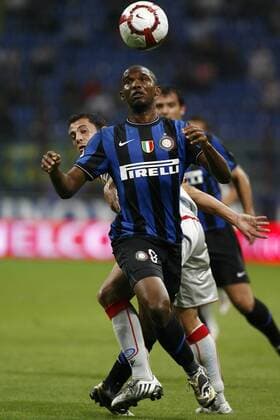 Samuel Eto o (Inter Mailand)  o0 etoo FC Internazionale SSC Neapel