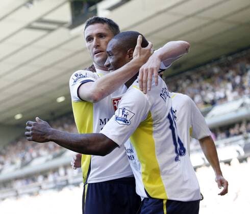 Tottenham s Robbie Keane (L) celebrates scoring his sides opening goal from the penalty spot -- Barclays Premier League Tottenham Hotspur v Burnley 26th September, 2009 EDITORIAL USE ONLY. No use with unauthorised audio, video, data, fixture lists, club league logos or live services. Online in-match use limited to 120 images, no video emulation. No use in betting, games or single club league player publications. o0 Jubel Freude