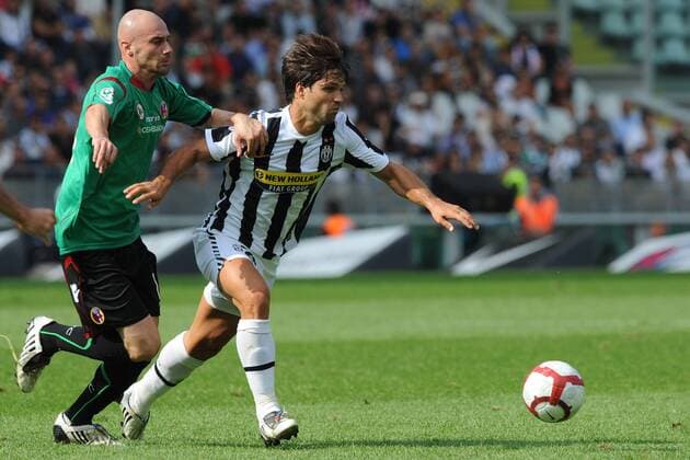 Diego (Juventus Turin) (R) - Roberto Guana, FC Bologna  o00 Juve