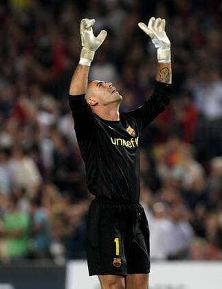 FC Barcelona s Victor Valdes celebrates -  (200908298199) o0 EC 1 Barca Freude Jubel, Einzelbild