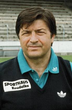 Trainer Anton Rudinski (Osnabrück) Fußball 2. BL Herren Saison 1988 1989, VfL Osnabrück Porträt Aufnahmedatum geschätzt Osnabrück