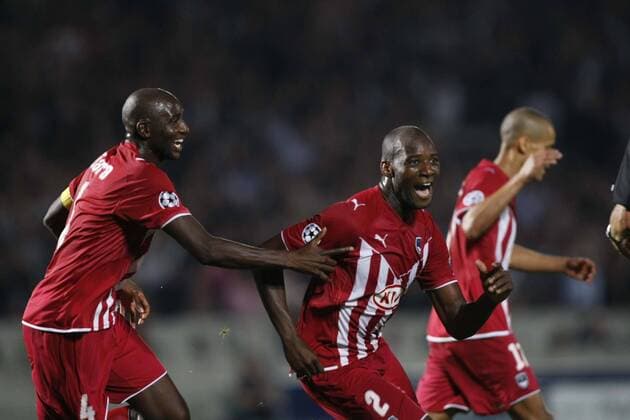 Michael Ciani (re.) und Alou Diarra (beide Bordeaux) - Torjubel - panxNxLEGOUICxFEP  o0 Jubel Freude, Mickael