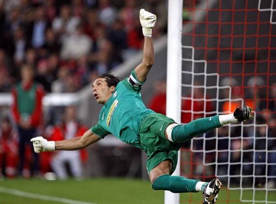 Juventus Turin, Juve - Torwart Gianluigi Buffon o00 League