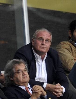 Manager Uli HOENESS (FC Bayern München) ist nicht zufrieden, Helmut Markwort (Focus Chefredakteur) auch nicht o0 people Wirtschaft