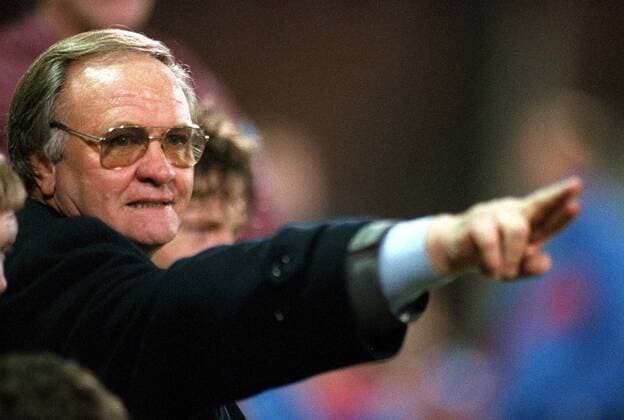 Fußball, Trainerhistorie, Aston Villa RON ATKINSON (ASTON VILLA coach). 