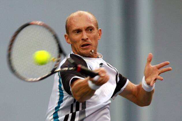 Nikolay Davydenko of Russia -  o00 Shanghai