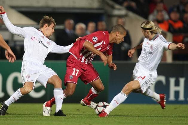 Wendel (Girondins Bordeaux, Mitte) gegen Thomas Müller (li.) und Anatoliy TYMOSHCHUK (beide Girondins Bordeaux) - VincentMICHELxFEP - 