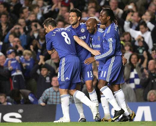 (L-R) Frank Lampard, Michael Ballack, Nicolas Anelka, and Didier Drogba of Chelsea celebrate - Chelsea FC London EDITORIAL USE ONLY. No use with unauthorised audio, video, data, fixture lists, club league logos or live services. Online in-match use limited to 120 images, no video emulation. No use in betting, games or single club league player publications. o0 Jubel Freude