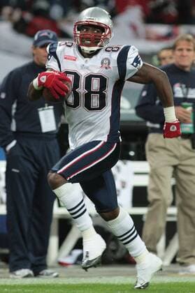 New England Patriots Sam Aiken runs in a touchdown during the match against the Tampa Bay Buccaneers at Wembley stadium in London on Sunday October 25 2009. (  LON2009102514