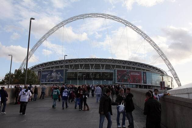 Wembley Stadion in London, Spielort des 3. NFL International Games zwischen den Tampa Bay Buccaneers und New England Patriots New England Patriots vs. Tampa Bay Buccaneers, Wembley Stadium