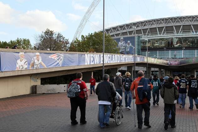 Wembley Stadion in London, Spielort des 3. NFL International Games zwischen den Tampa Bay Buccaneers und New England Patriots New England Patriots vs. Tampa Bay Buccaneers, Wembley Stadium