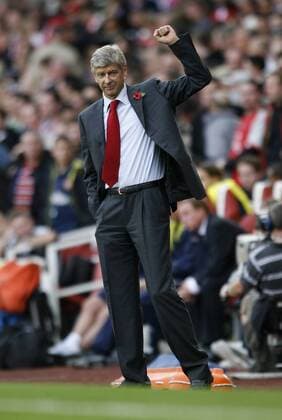 Arsenal FC London s coach Arsene Wenger celebrates EDITORIAL USE ONLY. No use with unauthorised audio, video, data, fixture lists, club league logos or live services. Online in-match use limited to 120 images, no video emulation. No use in betting, games or single club league player publications. o0 Jubel Freude