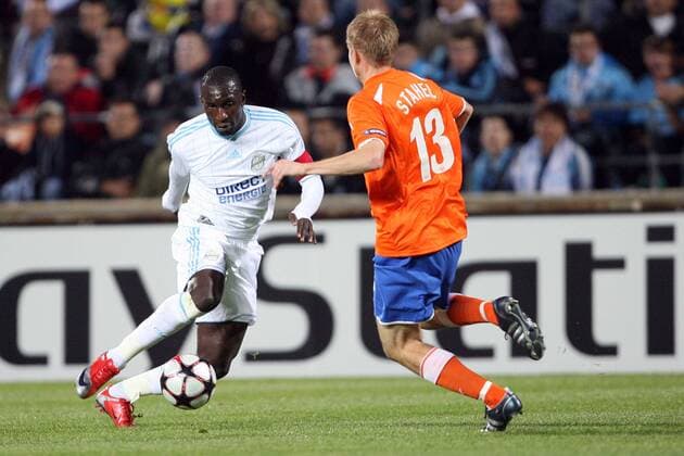 Olympique Marseille OM - FC Zürich, Mamadou Niang (OM, li.) und Florian Stahel (FCZ) EddyxLEMAISTRE 