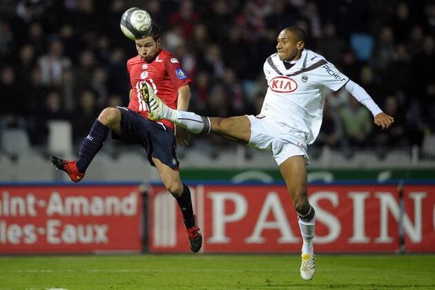 OSC Lille - Girondins de Bordeaux: Yohan CABAYE (Lille, li.) gegen JUSSIE - JBAutissier - 