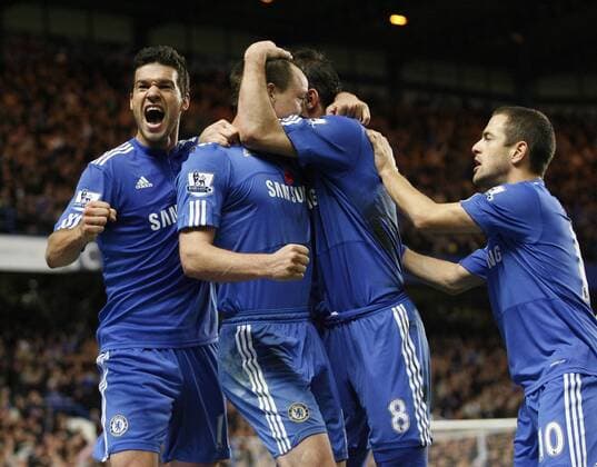 FC Chelsea London s John Terry (2L) celebrates scoring his sides opening goal with Frank Lampard (2R) and Michael Ballack (L) EDITORIAL USE ONLY. No use with unauthorised audio, video, data, fixture lists, club league logos or live services. Online in-match use limited to 120 images, no video emulation. No use in betting, games or single club league player publications. o0 Jubel, Freude