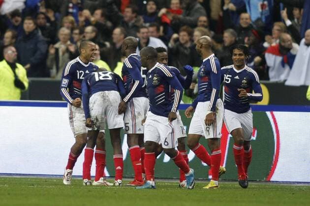 William Gallas (Frankreich, 3.v.li.) - Torjubel -  o0 Jubel, Freude