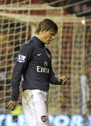 Arsenal s Andrey Arshavin rues a missed chance. Barclays Premier League Sunderland v Arsenal 21st November, 2009 EDITORIAL USE ONLY. No use with unauthorised audio, video, data, fixture lists, club league logos or live services. Online in-match use limited to 120 images, no video emulation. No use in betting, games or single club league player publications. o0 FC London