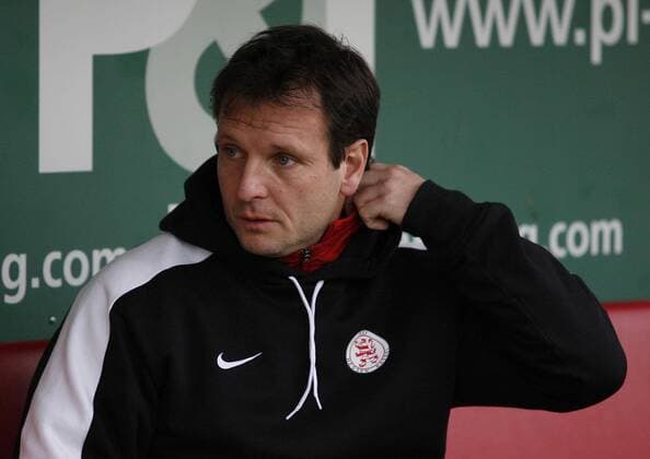 Fußball, Trainerhistorie KSV Hessen Kassel von 1964 bis heute Fussball - Regionalliga Süd - 28.11.2009, SV Wehen Wiesbaden II vs. KSV Hessen Kassel, Trainer Mirko Dickhaut (KSV), -