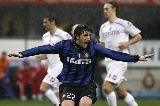 Mailand 29 11 2009 - Serie A: Inter Mailand (blau) - AC Florenz ACF Fiorentina (weiß): Jubel - Diego Milito -  o0 Freude