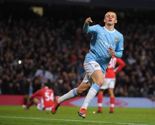 Vladimir Weiss of Manchester City celebrates scoring the third goal - Manchester City - FC Arsenal London - EDITORIAL USE ONLY. No use with unauthorised audio, video, data, fixture lists, club league logos or live services. Online in-match use limited to 120 images, no video emulation. No use in betting, games or single club league player publications. o0 Jubel, Freude