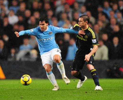 Carlos Tevez of Manchester City (L) and Frank Lampard of Chelsea FC London - Barclays Premier League Manchester City v Chelsea 5th December, 2009 EDITORIAL USE ONLY. No use with unauthorised audio, video, data, fixture lists, club league logos or live services. Online in-match use limited to 120 images, no video emulation. No use in betting, games or single club league player publications.