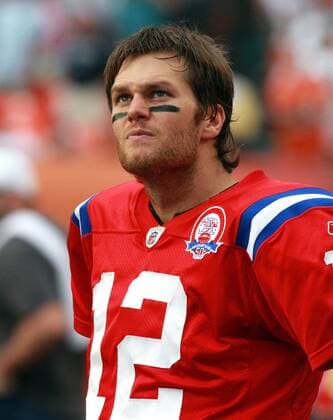 Dejected New England Patriots quarterback Tom Brady watches the final seconds tick off the clock against the Miami Dolphins at Landshark stadium in Miami on December 6, 2009. The Dolphins defeated the Patriots 22-21.  MIA2009120634