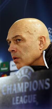 Trainer Christian Gross (VfB Stuttgart)