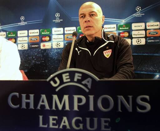 Trainer Christian Gross (VfB Stuttgart)