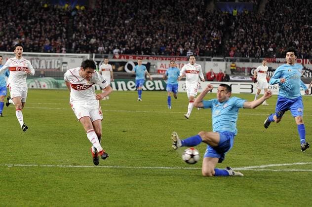 Christian TRÄSCH (VFB Stuttgart) schiesst das Tor zumm 2-0. CL League:VFB Stuttgart - FC Unirea Urziceni Champions League