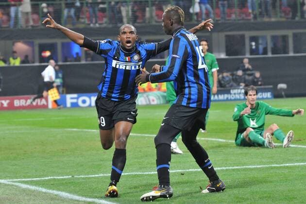 Inter Mailand - Rubin Kazan - Samuel Eto o (Inter, li.) jubelt -  o0 Etoo Freude Jubel