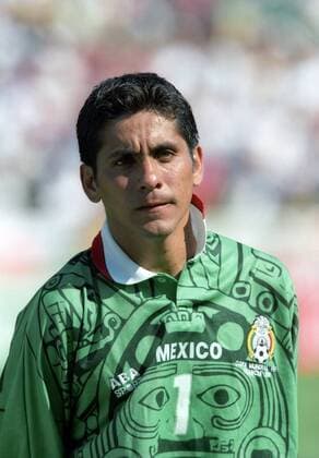 Torwart Jorge Campos (Mexiko) - Nationalhymne Fußball WM Herren WM 1998, Länderspiel, Nationalteam, Nationaltrikot Porträt Bordeaux