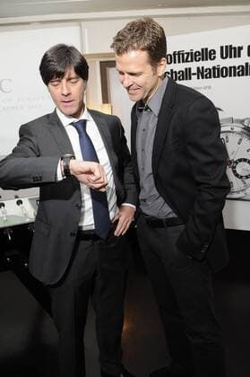 Präsentation - Offizielle IWC Uhr - Nationalteam Deutschland - Bundestrainer Joachim Löw (li.) und Teammanager Oliver Bierhoff o0 Wirtschaft Funktionär Trainer, Nationaltrainer