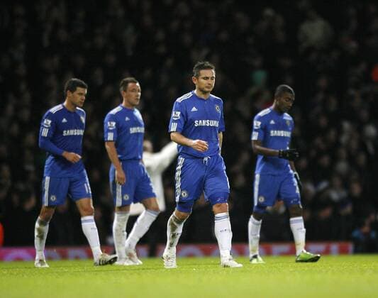Chelsea s Frank Lampard (2.R) looks on dejected after going 1-0 down - Premier League West Ham United v FC Chelsea London 20th December, 2009 EDITORIAL USE ONLY. No use with unauthorised audio, video, data, fixture lists, club league logos or live services. Online in-match use limited to 120 images, no video emulation. No use in betting, games or single club league player publications.