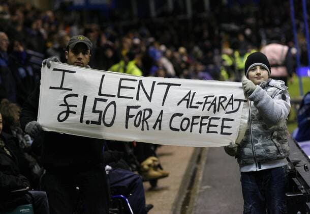 Portsmouth s fans see the funny side to their financial predicament Barclays Premier League 30th December, 2009 EDITORIAL USE ONLY. No use with unauthorised audio, video, data, fixture lists, club league logos or live services. Online in-match use limited to 120 images, no video emulation. No use in betting, games or single club league player publications. o0 FC Zuschauer Protest Fanprotest Kritik Fankritik Plakat, Fanplakat, Transparent, Schriftzug