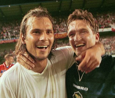 Czech national soccer team players Patrik Berger, left, and Vladimir Smicer, right, celebrate advancing to 2000 World Cup from qualification after defating Scotland 3:2 in Prague, Czech Republic on June 9, 1999. -  o0 Jubel, Freude,