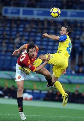 Luca Toni (Roma, L) Mario Yepes (Chievo) - AS Roma vs Chievo Verona - AntoniettaxBaldassarre