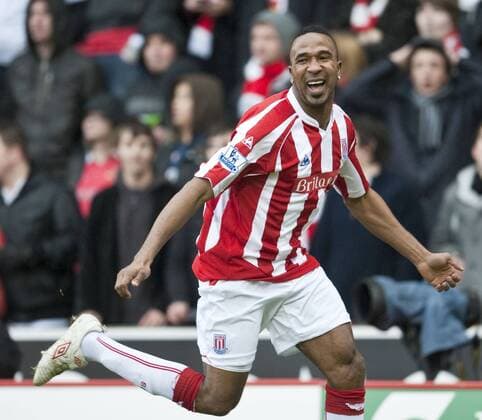 STOKE, ENGLAND - Sunday, January 24, 2010: Stoke City s Ricardo Fuller celebrates scoring the opening goal against Arsenal during the FA Cup 4th Round match at the Britannia Stadium. xHOCHxZWEIx xPropagandax 