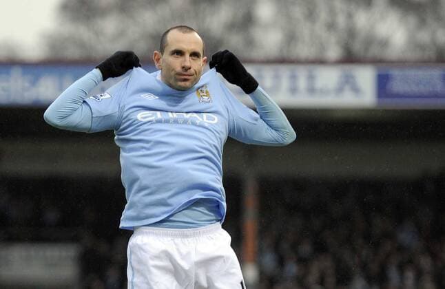 Manchester City s Martin Petrov celebrates his first goal. EON FA Cup 4th Round Scunthorpe United v Manchester City 24th January, 2010 EDITORIAL USE ONLY. No use with unauthorised audio, video, data, fixture lists, club league logos or live services. Online in-match use limited to 120 images, no video emulation. No use in betting, games or single club league player publications. o0 Jubel, Freude