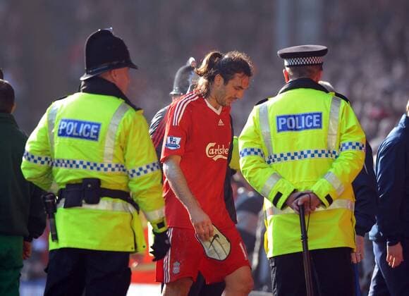Sotirios Kyrgiakos of Liverpool leaves the field after being sent off Barclays Premier League FC Liverpool (red) vs. FC Everton (blue) 6th February, 2010 EDITORIAL USE ONLY. No use with unauthorised audio, video, data, fixture lists, club league logos or live services. Online in-match use limited to 120 images, no video emulation. No use in betting, games or single club league player publications. o0 Enttäuschung o0 Abgang