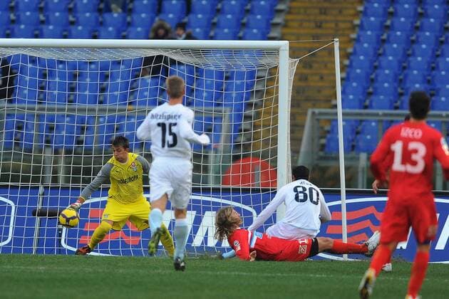 Roma 07 02 2010 - Serie A Lazio Rom - Catania Calcio, Maxi Rodriguez (Catania, Mitte, u.) trifft -  o0 Tor