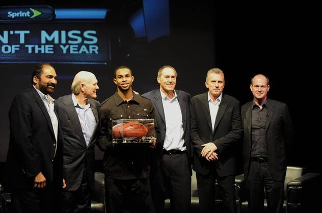 02 February 2010: New Orleans Saints wide receiver Robert Meachem receives the Sprint Can t Miss Play of the Year award and is congratulated by Franco Harris, Terry Bradshaw, Dwight Clark, Joe Montana and Rich Eisen during an award ceremony on Miami Beach, Florida. Meachem won the award for his forced fumble and touchdown return during the first half of their comeback victory against the Washington Redskins. Icon796100202001 EDITORIAL USE ONLY