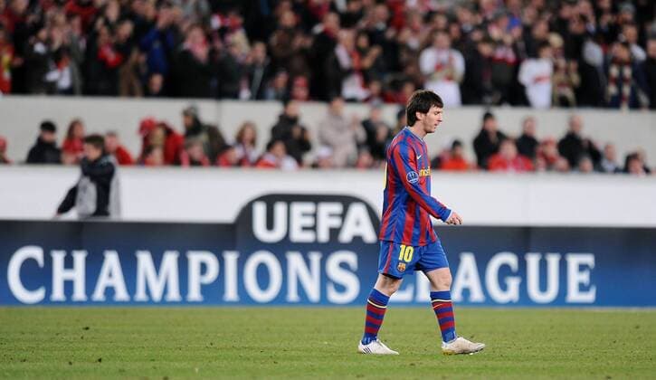 VfB Stuttgart (weiß) - FC Barcelona 23.02.2010 Lionel Messi (Barca) enttäuscht  o0 Barca