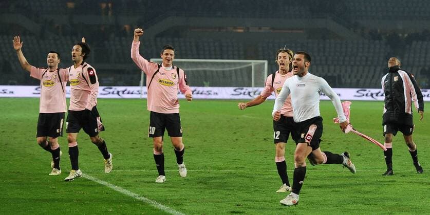 Juventus Turin (weiß) - US Palermo (rosa), Schlussjubel Palermo  o0 Jubel, Freude