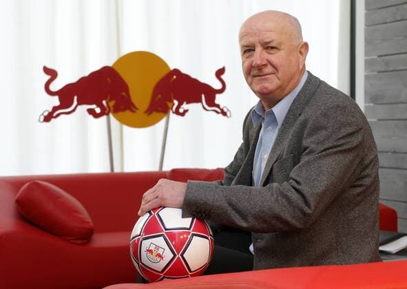 Leipzig, 02.03.2010, Magazingasse 1, Geschäftsstelle, RB Leipzig , , Der Oberligist verpflichtete Hans-Jürgen Kreische als neuen Chef der Scouting-Abteilung o0 RasenBall Red Bull Präsentation o00 Markranstädt