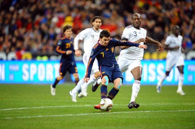 Frankreich (weiß) - Spanien (blau) - David VILLA (li.) trifft gegen Michael Ciani - AnthonyxBibardxFEP -  o0 Tor