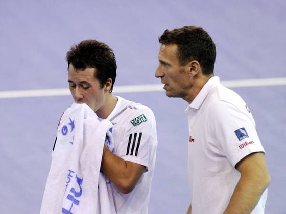 Philipp Kohlschreiber (li.) und Kapitän Patrik Kühnen (beide Deutschland) o0 Teamchef Enttäuschung